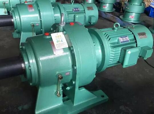 塔吊24千瓦電機的電流大小是多少？